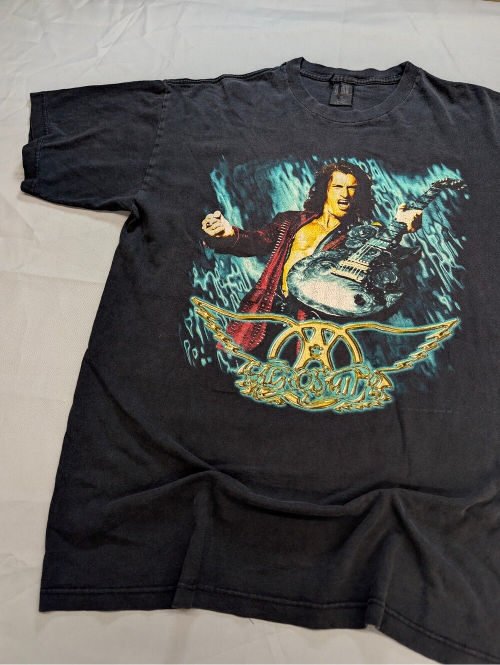 Nine Lives Aerosmith Vintage 1997 Concert T Shirt Giant XL